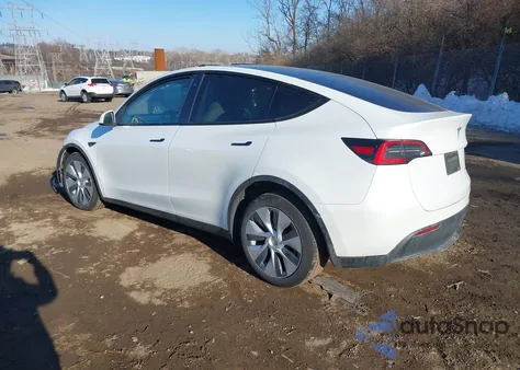 2021 Tesla Model Y Long Range Dual Motor All-Wheel Drive z USA, uszkodzony, nr VIN 5YJYGDEE1MF079521